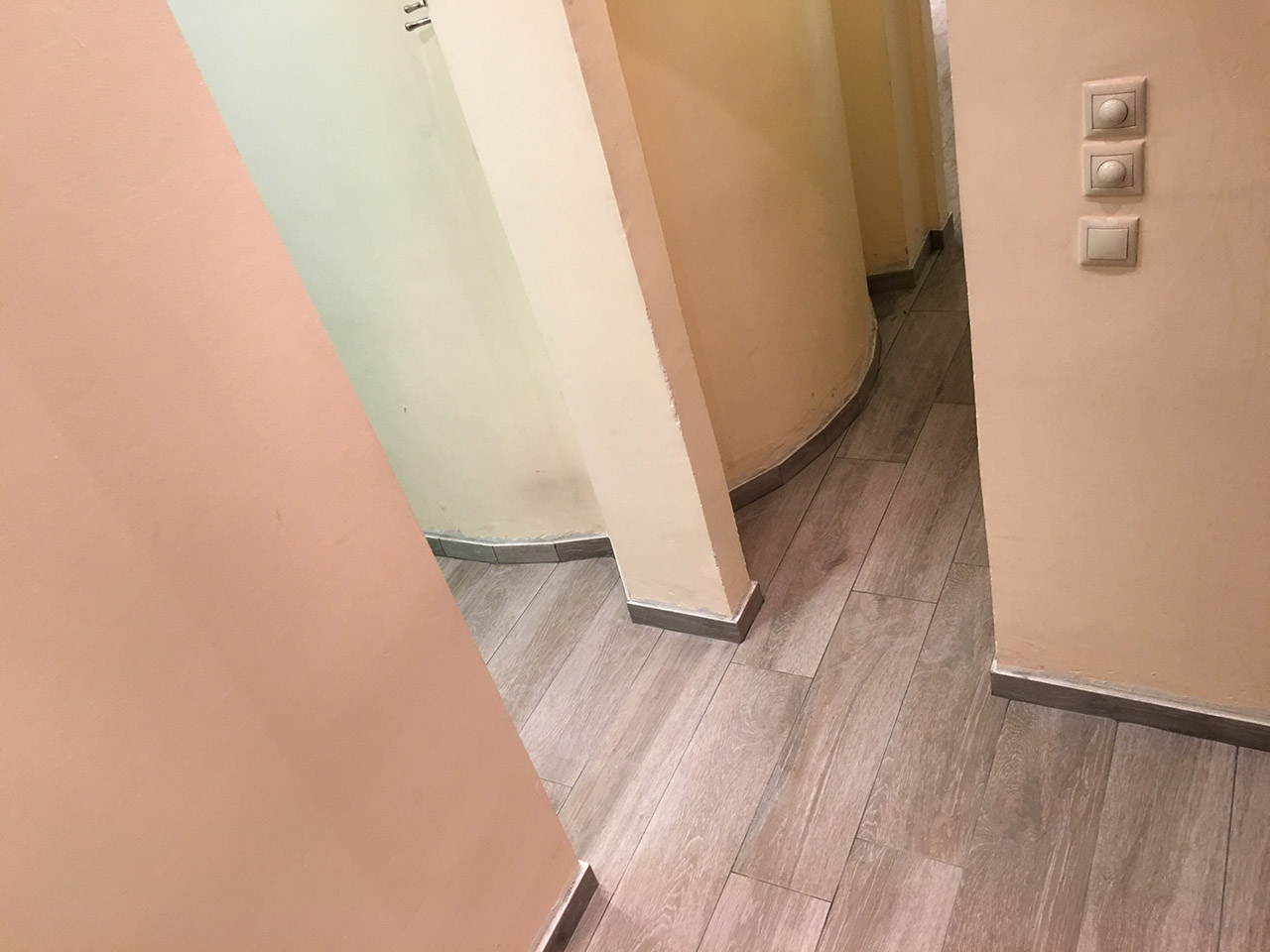 Ανακαίνιση καταστήματος στα Βριλήσια